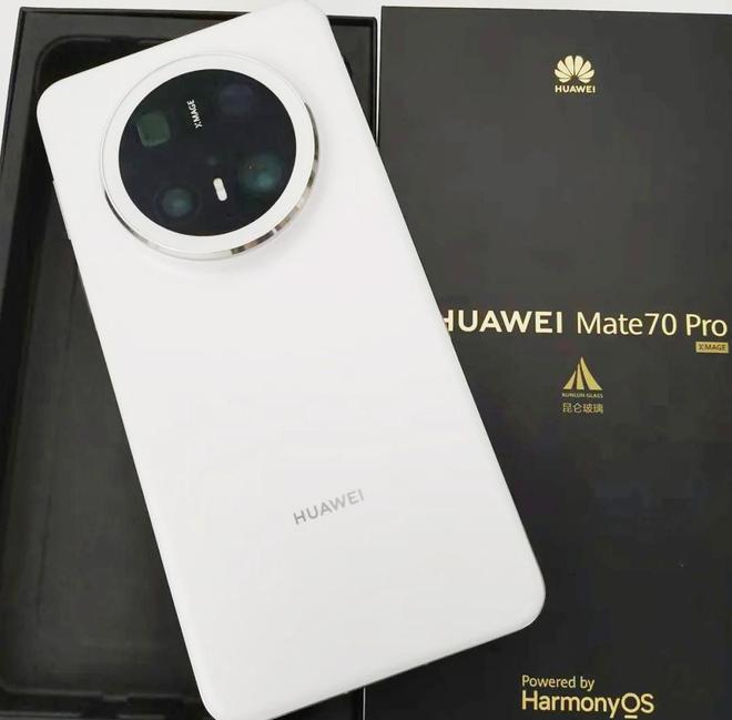 真机使用感受憋了一肚子心里话不吐不快！瓦力娱乐棋牌华为Mate 70 Pro(图4)